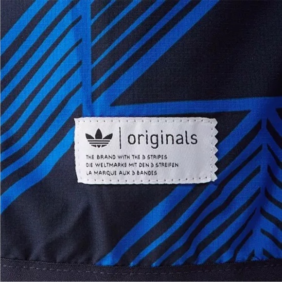 ADIDAS HZO UNITED CLUB RETRO SOCCER FOOTBALL HOODED JACKET WINDBREAKER Men's M - Picture 13 of 16